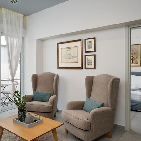 Crown Designed Apartments Atenas Exterior foto