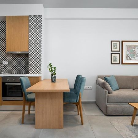 Crown Designed Apartments Atenas Exterior foto