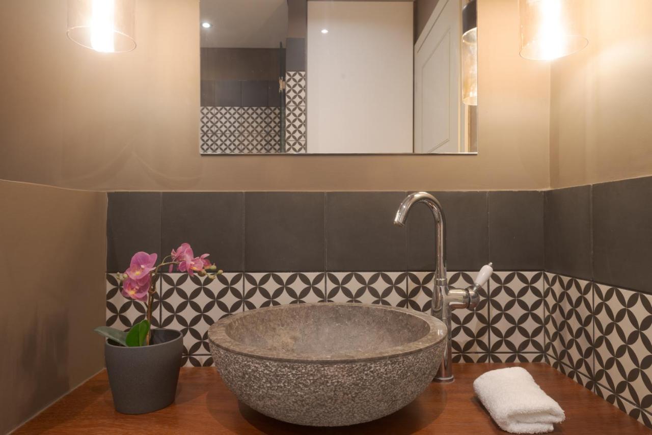 Crown Designed Apartments Atenas Exterior foto